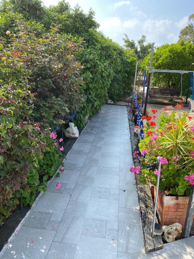 Asbn Magic Garden Villa Acra Exterior foto